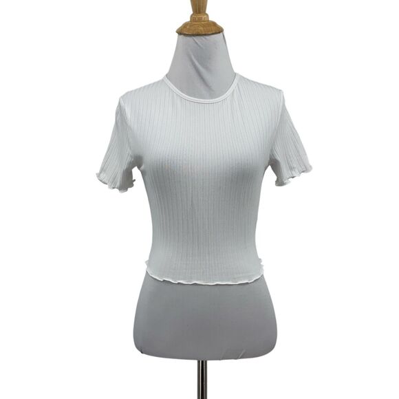 PrettyLittleThing Top Womens 6 White Ribbed Frill Detail Crop Lettuce T Shirt - Picture 1 of 14